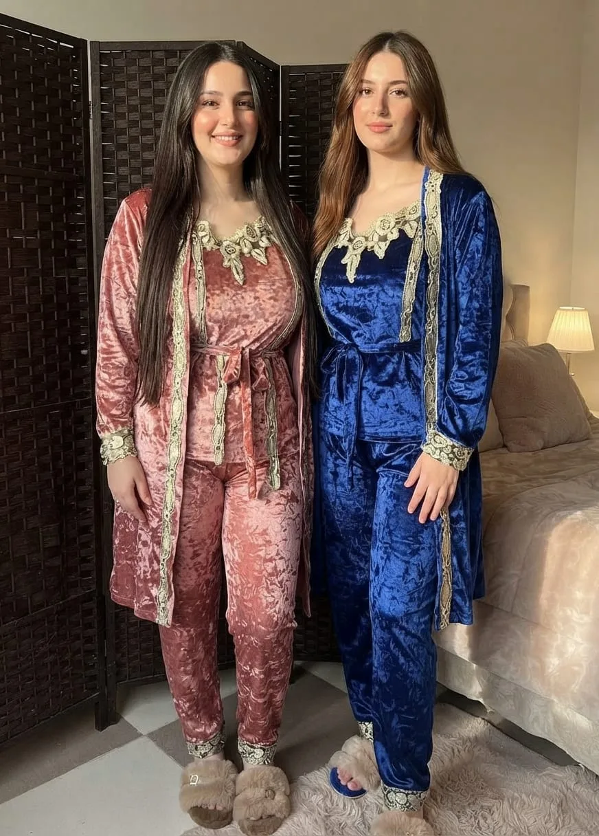بيجامة قطيفة 3 قطع