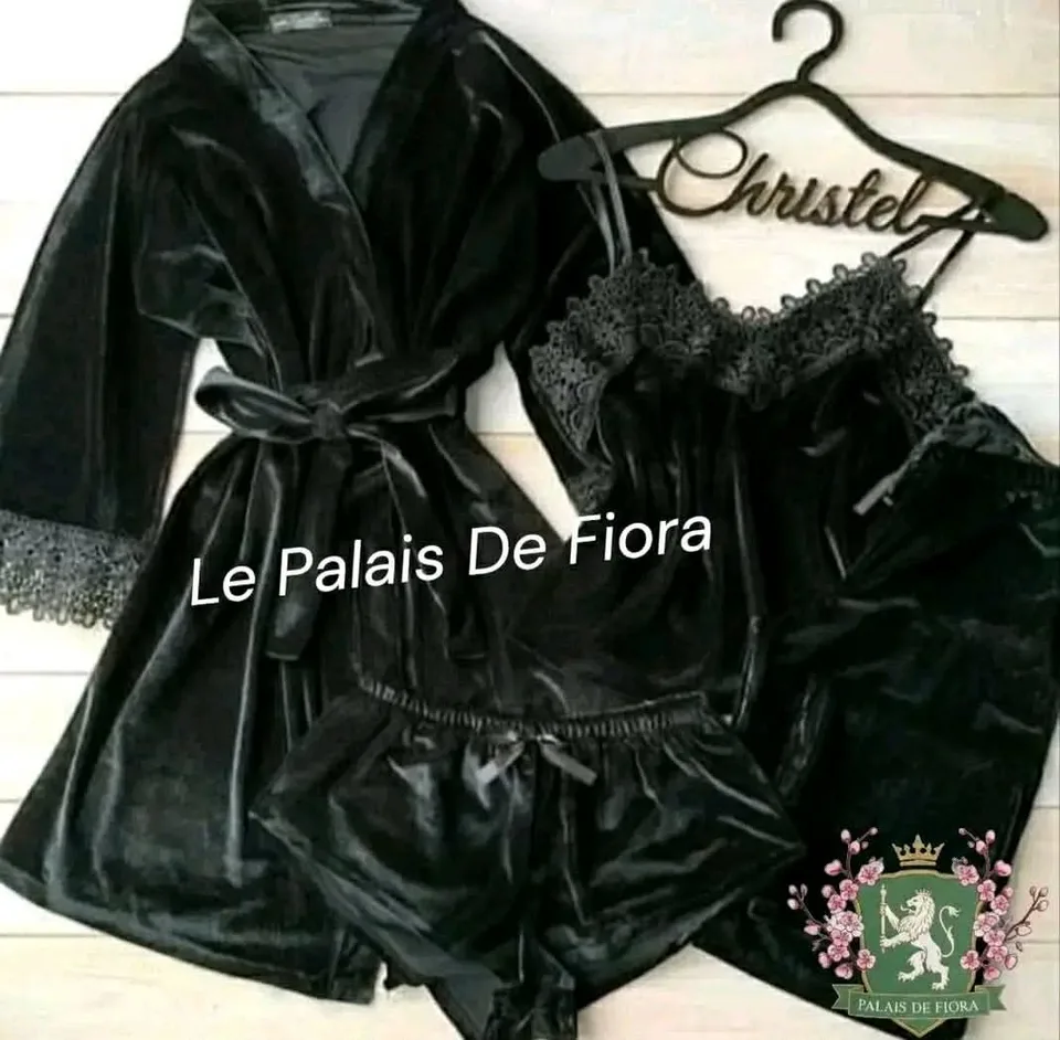 Pyjama velours royal 4 pièces