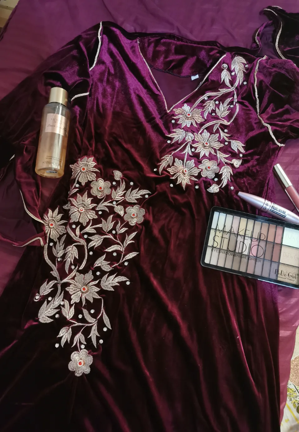 Robe kaftan en velours royal, Photo 3